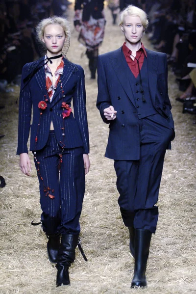 Look 34